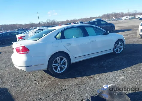 2013 Volkswagen Passat 2.0L Tdi Sel Premium from USA, damaged, VIN 1VWCN7A33DC145843